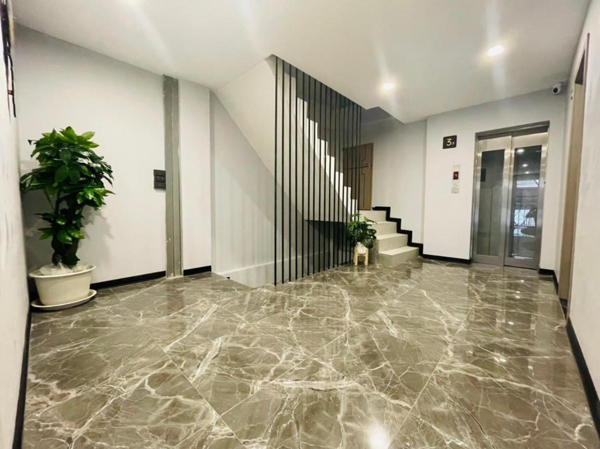 Nona Hotel, Bangkok Makkasan Bagian luar foto