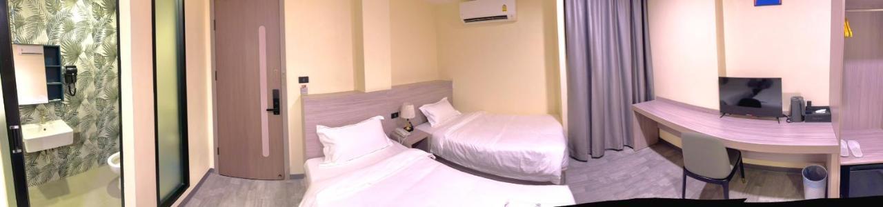 Nona Hotel, Bangkok Makkasan Bagian luar foto