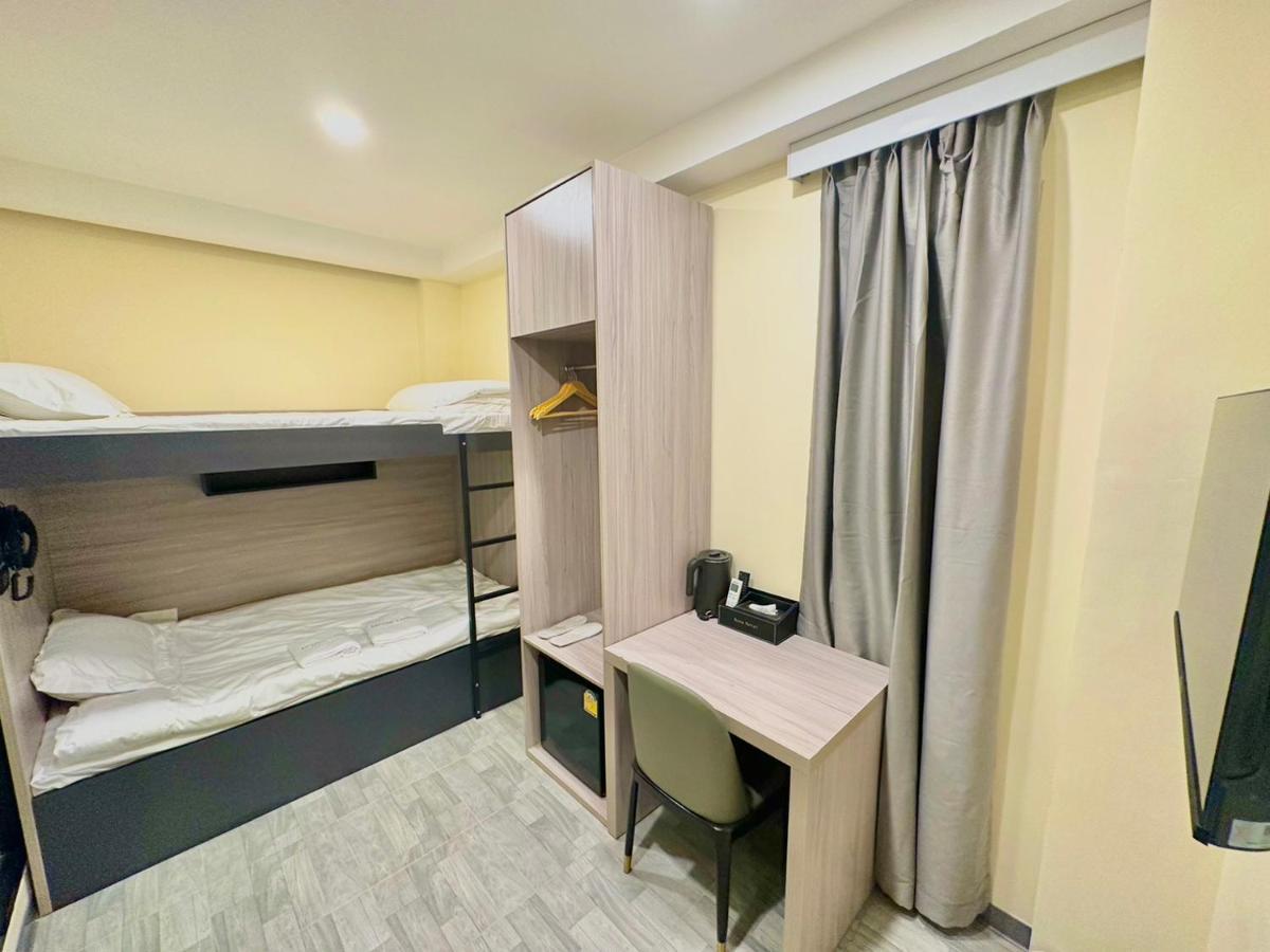 Nona Hotel, Bangkok Makkasan Bagian luar foto
